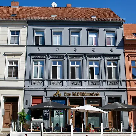 Apartmán Bilderbuchcafe - Ferien No 5 - Markt 7 *