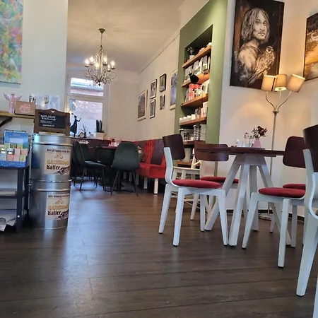 Bilderbuchcafe - Ferien No 5 - Markt 7 * Havelberg