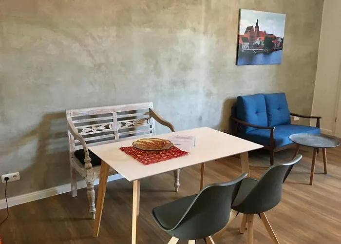 Bilderbuchcafe - Ferien No 5 - Markt 7 * Havelberg